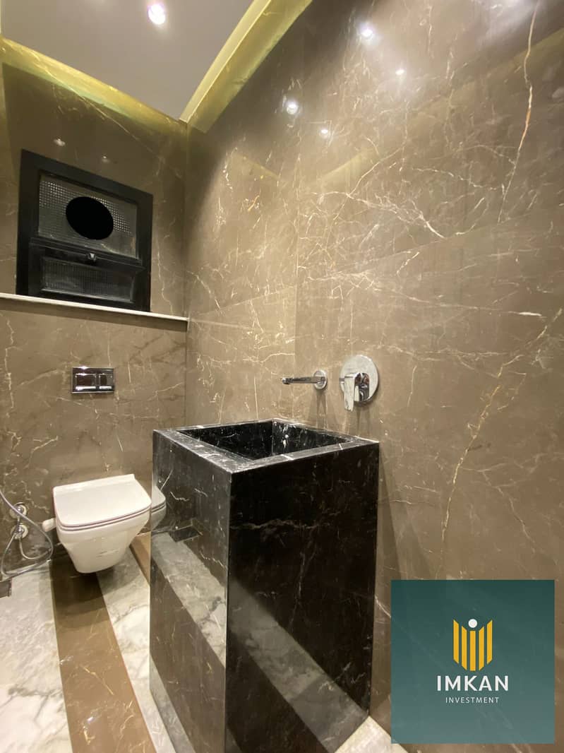 9 808195a2-a68d-4746-b9f3-aa3d036825b7. jpg