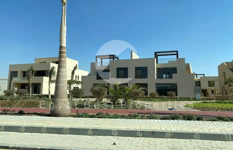 توين هاوس 3 غرف نوم للبيع في 6 أكتوبر، الجيزة - IMG-20241119-WA0209. jpg