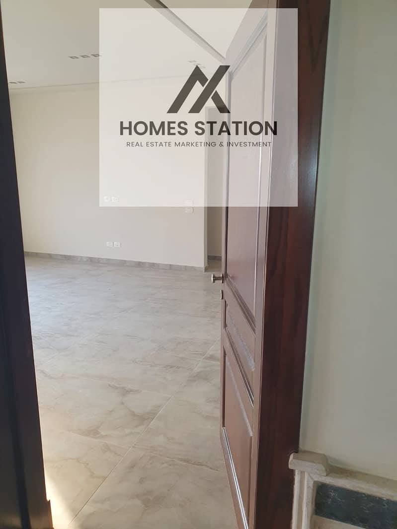 6 c76eace9-7aee-4ee2-b9f1-bfb3351459e2. jpeg