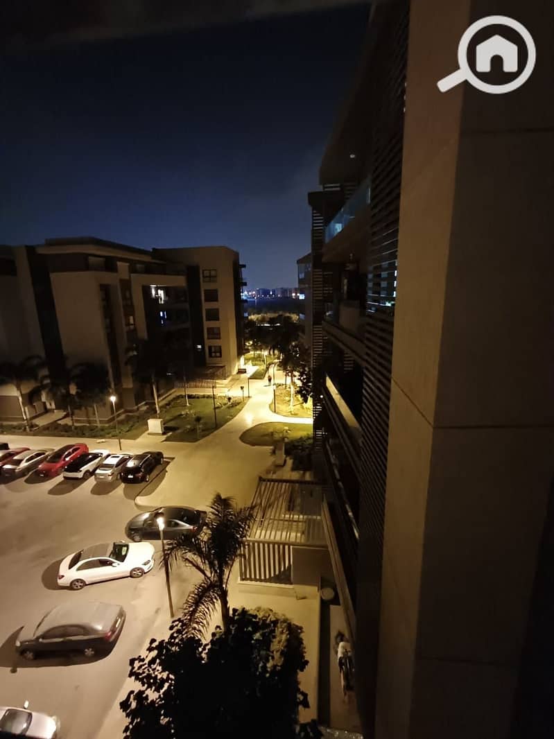 4 efe7e8c9-19a1-4ee4-aba6-f045edbf4c19. jfif. png