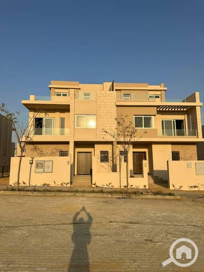 توين هاوس 4 غرف نوم للبيع في 6 أكتوبر، الجيزة - WhatsApp Image 2025-09-10 at 11.20. 08_c8bccfb6. jpg