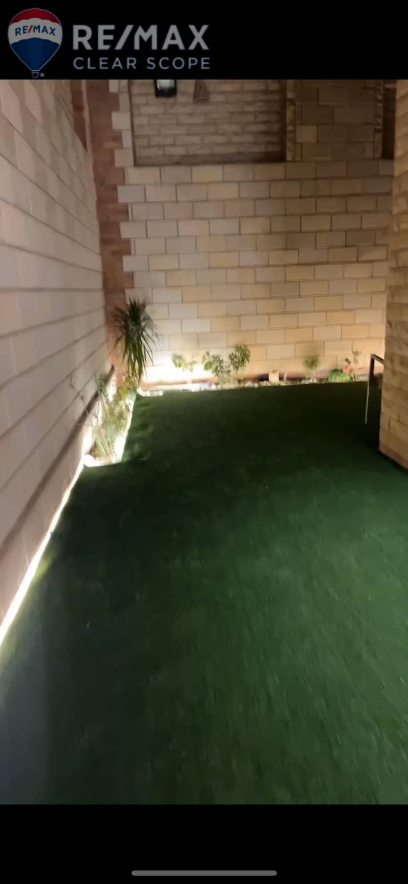 8 406aefd5-2a94-4a80-972e-439500783f60. jpg