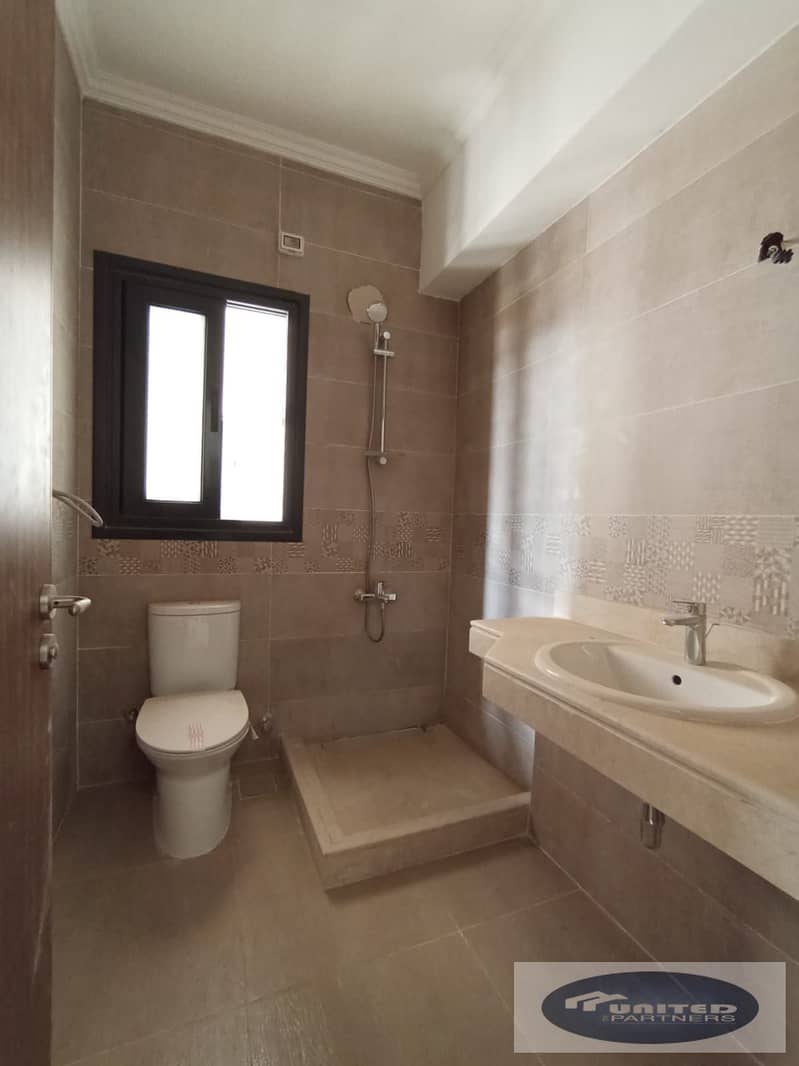 8 2047d71e-86d6-4abb-9cd4-1c04878274c3. jpg