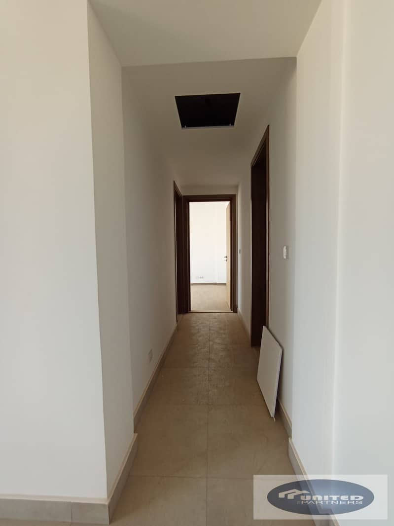 9 14477d24-91ba-42df-b01d-14e324d23ebf. jpg