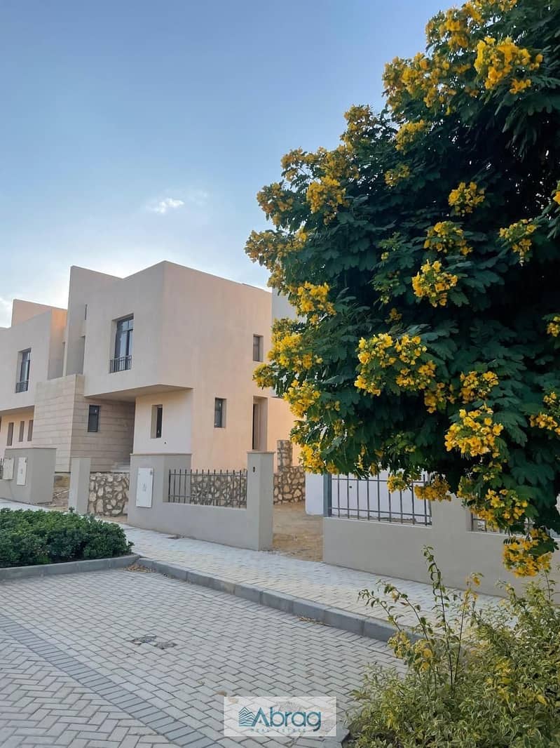 9 09f82a80-41c1-4274-96c3-0e107ba3c77a. jpg