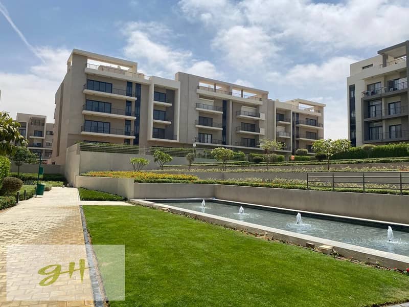 10 b49072af-c7fb-4d35-b2be-d59ce37efe6b. jpg