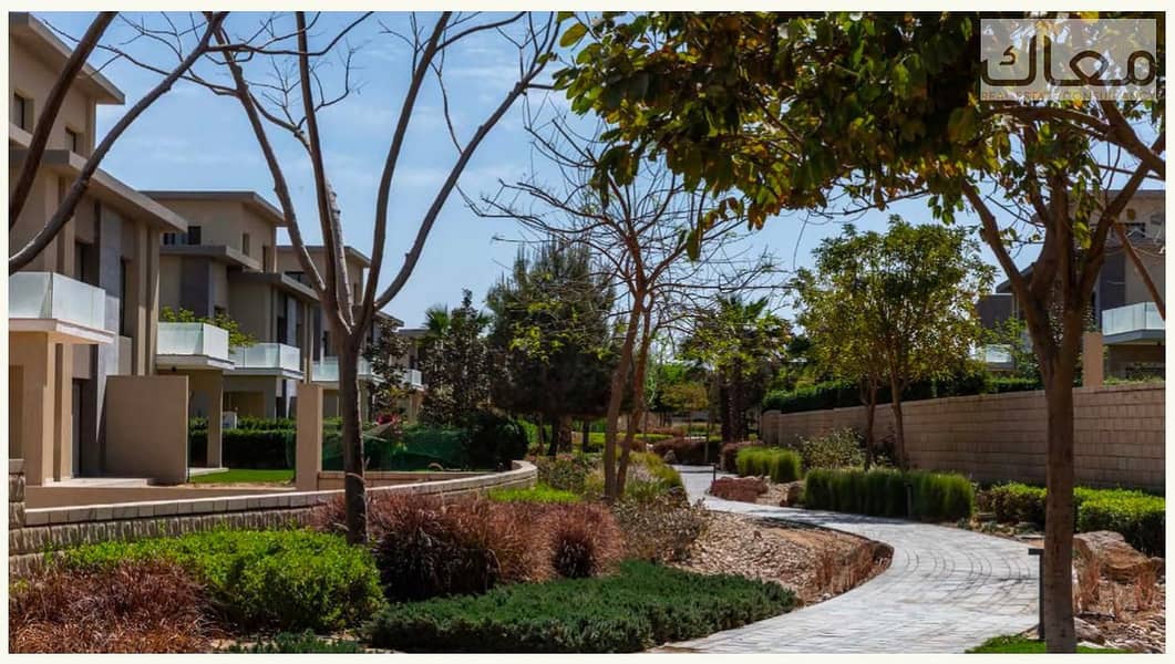 2 WhatsApp Image 2025-12-04 at 12.58. 47 PM (1). jpeg