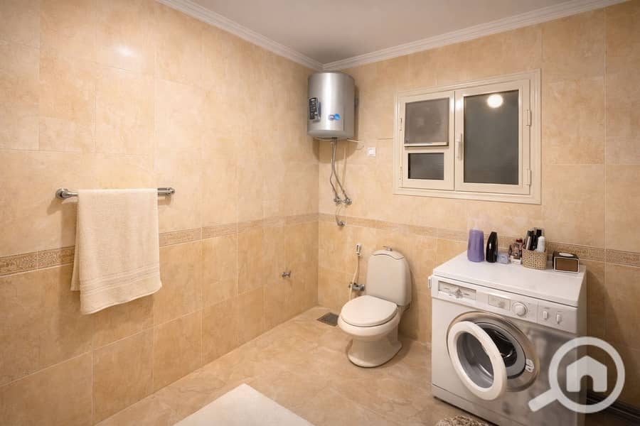 4 3D328EEA-C8F4-47FB-A06A-5C051339BF54. png