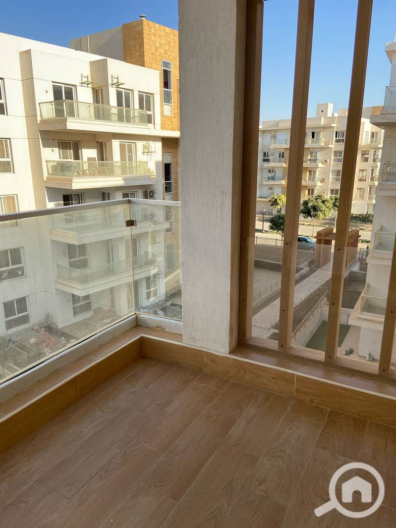 4 WhatsApp Image 2025-08-13 at 13.33. 59_1221d11a. jpg