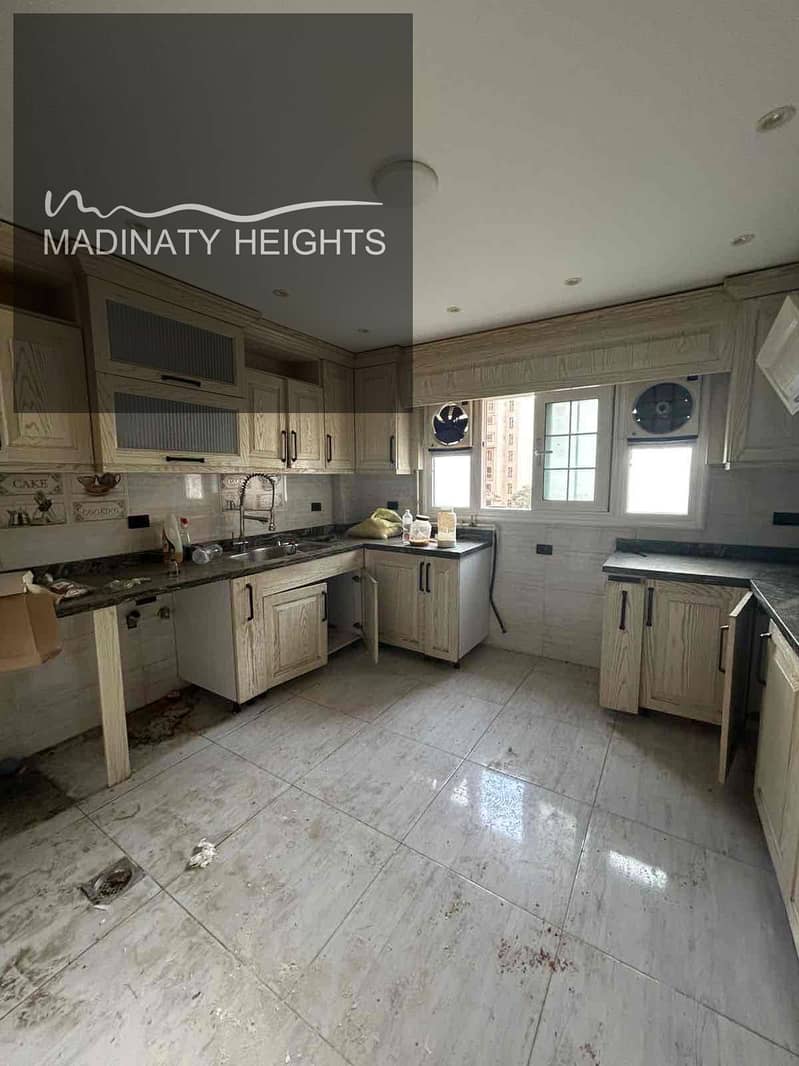 2 73e55c39-2eb1-4b8b-bd01-a800f997bef4. jpg