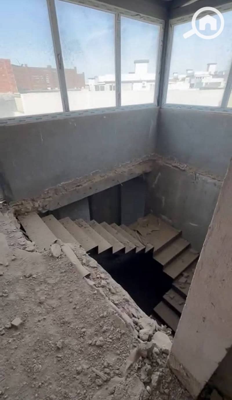 7 e7a129e3-12d8-4e2f-909b-490321193675. jpg