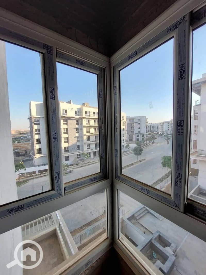 5 801a03cd-950c-4c05-a836-0863262f184d. jpg