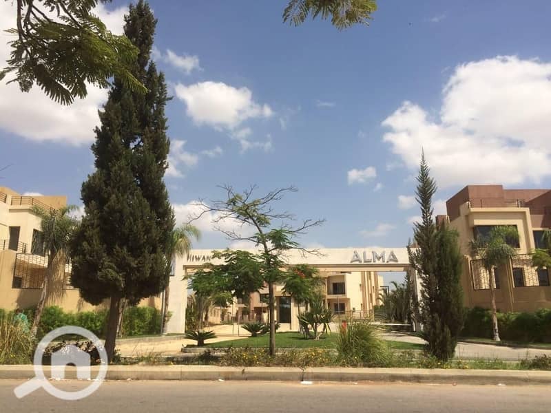 7 d9d5d666-9870-4d3d-a9c6-80107851cb82. jpg