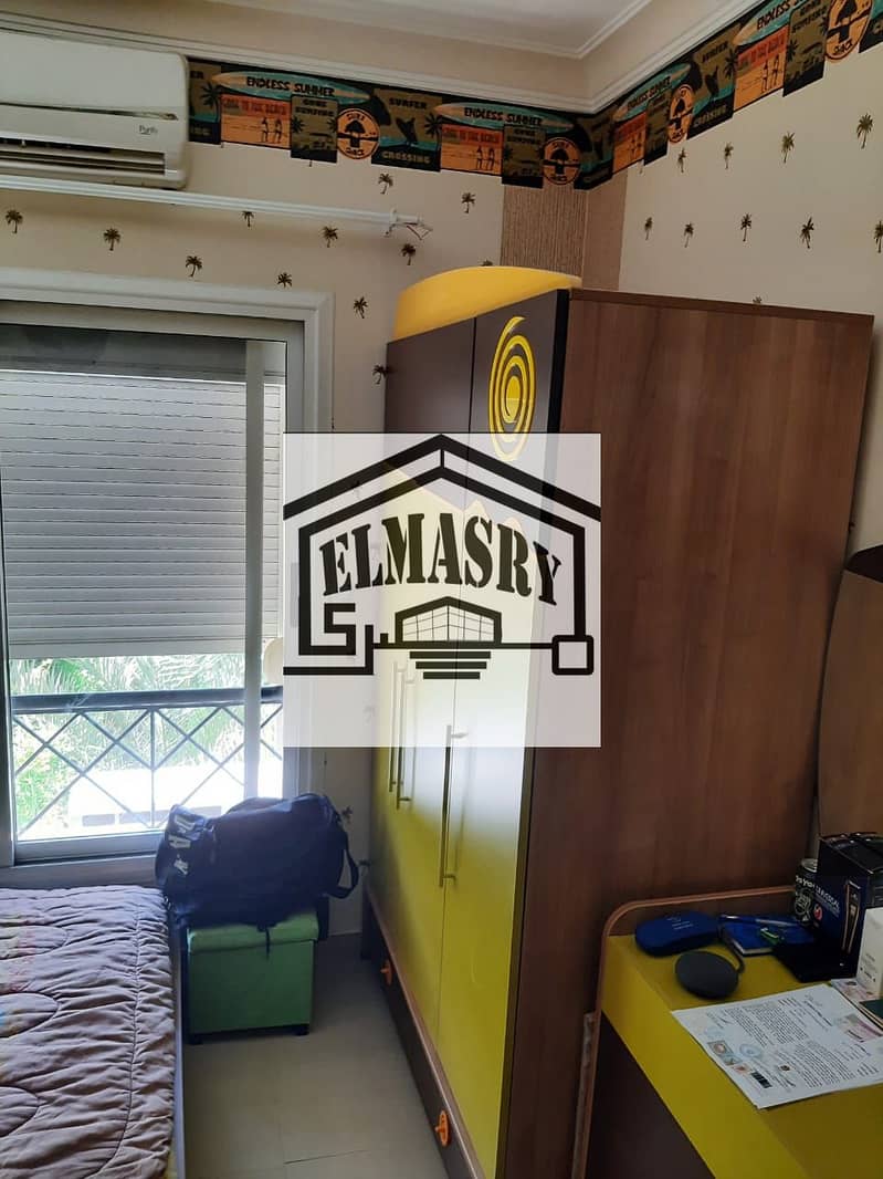 26 b756e9d2-4e9f-4bd2-b6d3-e97f03c66785. jpg