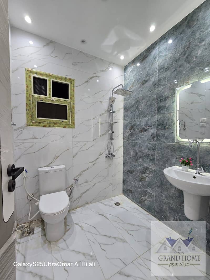 6 72fd4a8e-d495-451b-9bf2-efb16ab00b2d. jpg