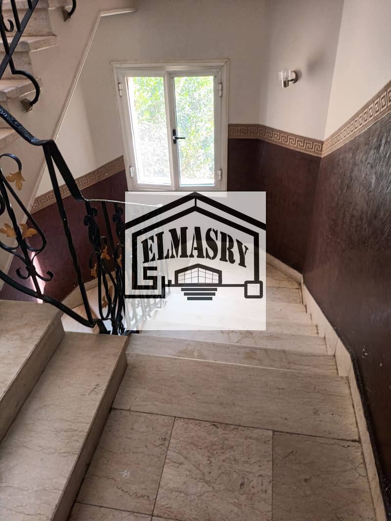 15 225c3ce9-17cb-4e6d-b145-1f26c1c2eaff. jpg