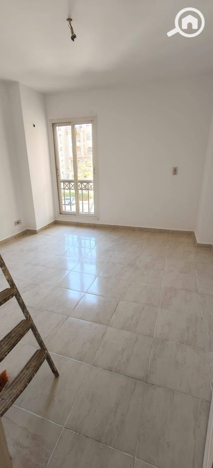 5 1fd4d7fa-a489-43f1-97db-92b463f19c21. jpg