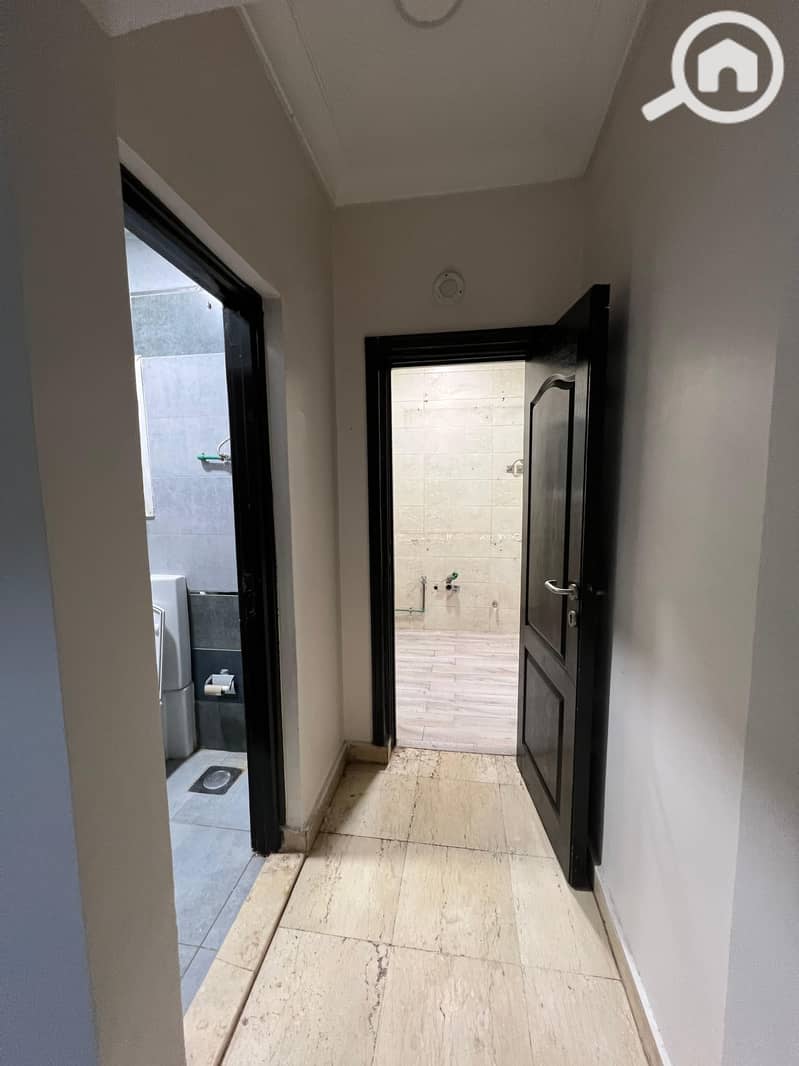 10 49aae73f-04d5-40e5-b770-d85e438ba16b. jpg