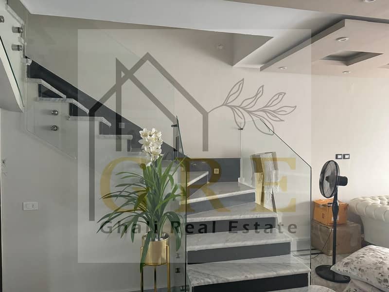 9 64692fdb-8c25-47ab-8095-4eff8406dd4e. jpg