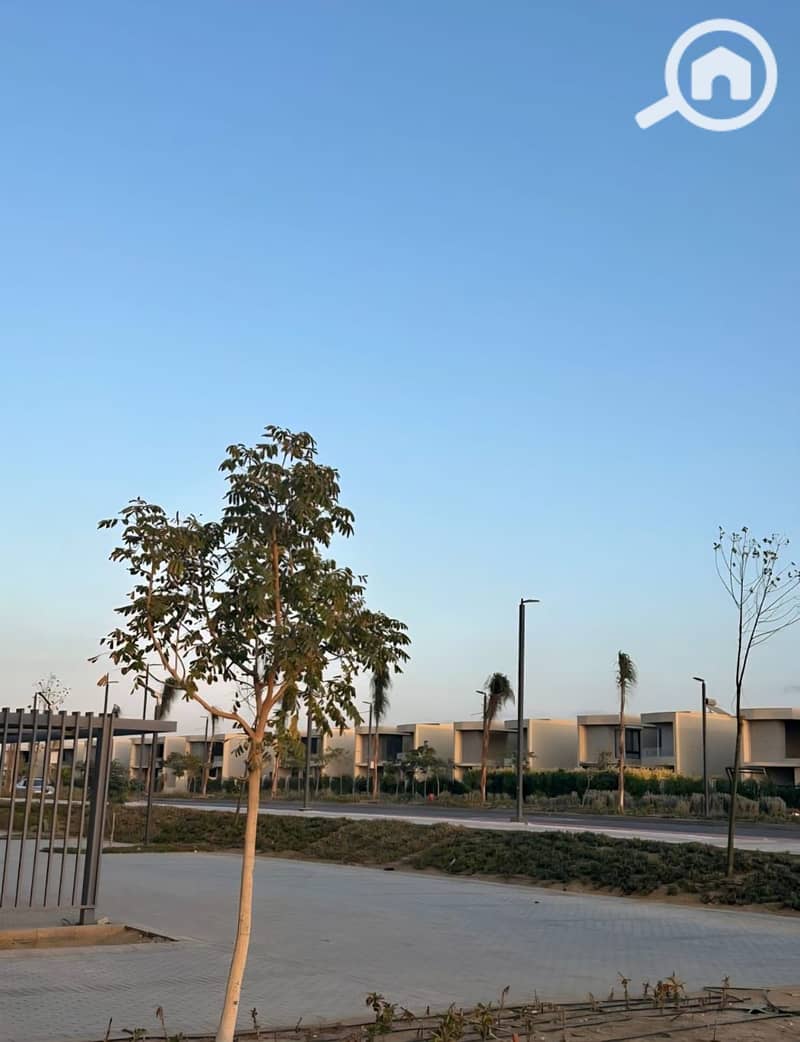 10 WhatsApp Image 2025-12-21 at 12.56. 45 PM6. jpeg