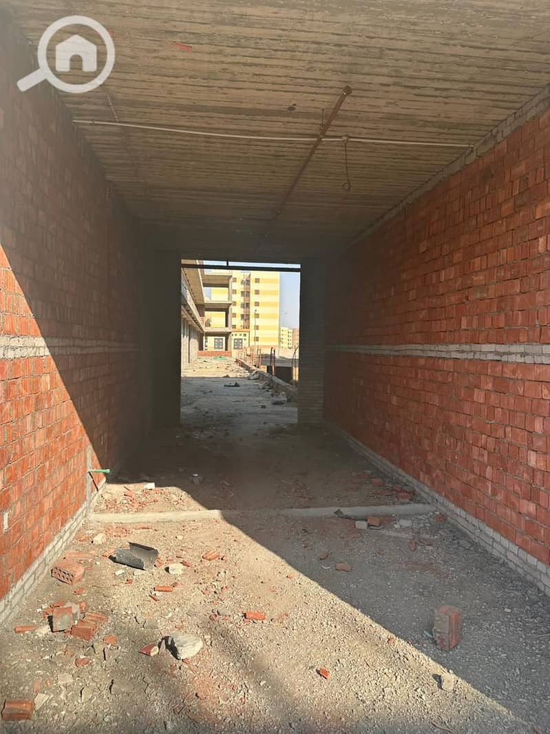 10 c46b4410-700e-42e2-ac95-c1dc4275358d. jpg