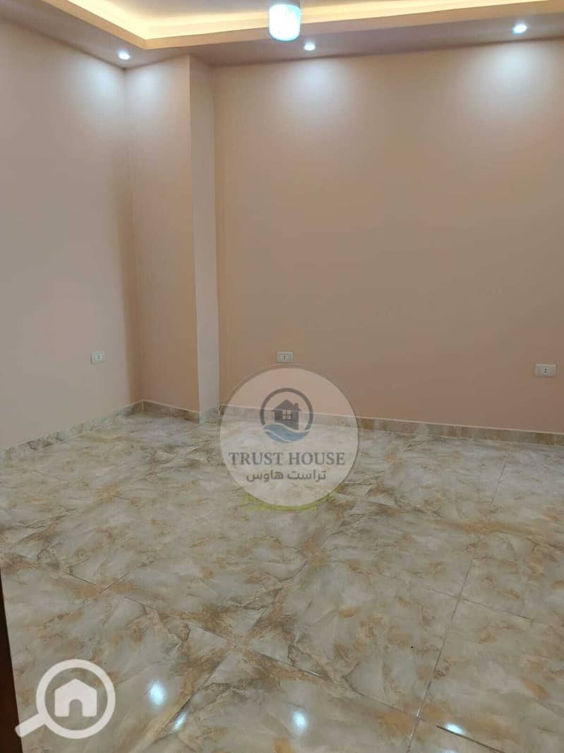 16 WhatsApp Image 2025-12-21 at 22.53. 32 (1). jpeg