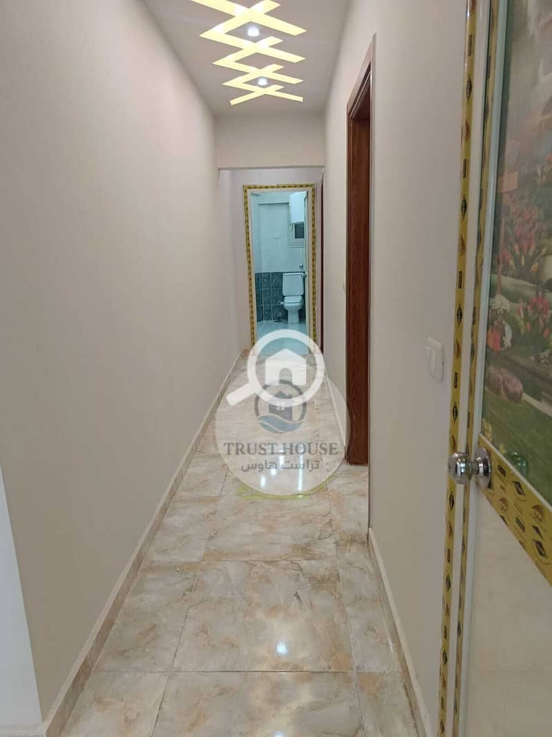 18 WhatsApp Image 2025-12-21 at 22.53. 34 (1). jpeg