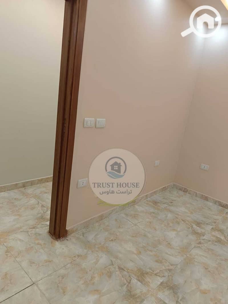 19 WhatsApp Image 2025-12-21 at 22.53. 34. jpeg