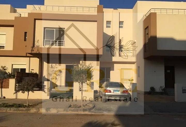 8 cb934881-e7b2-447b-a9e2-30d379fc1088. jpg