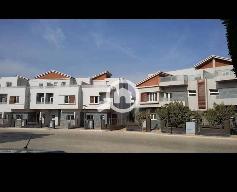 2 e9578768-1f86-4063-9ef6-4d14672703de. jpg