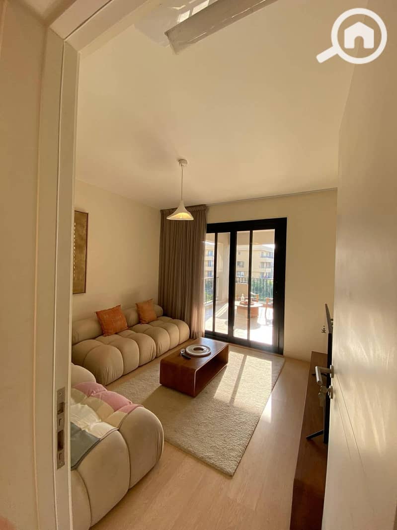 3 1f139598-9719-4c32-830c-16d0f14f9ba6. jpg