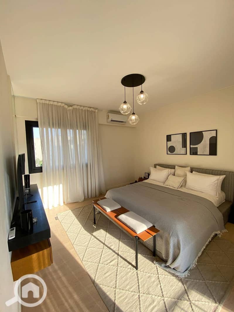 4 5503024e-92b2-453a-b045-3322c367eee7. jpg