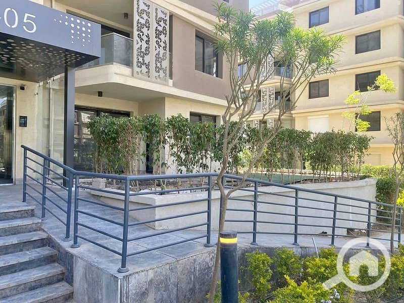 9 569403068_1712925316042034_2483510944373254611_n. jpg