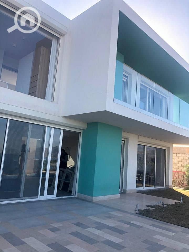 8 54267868_977853579072070_3729365750029221888_n. jpg