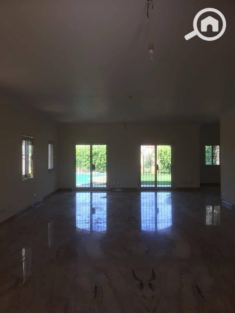 3 7efe1c86-a6d2-4e19-9c58-8a6b6279847e. jpg