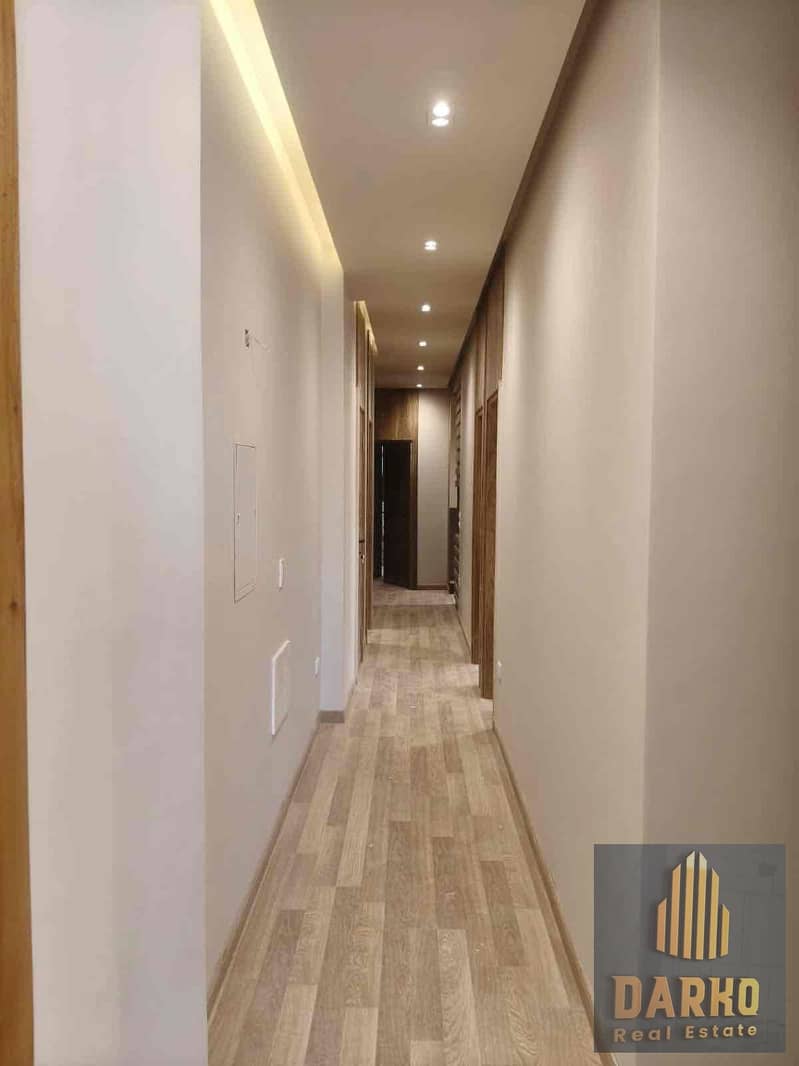 9 f1e60e9d-d6e2-4636-8d02-f325d16e098b. jpg