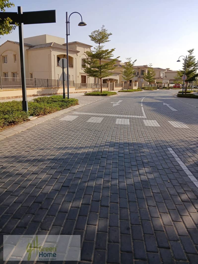 9 9a055933-9690-4d71-9d44-0ac2915ac1db. jpg