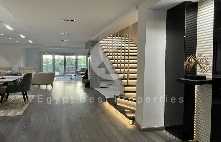 4 04fdb201-a492-4a14-8670-f3faf3e8e4bc. jpeg