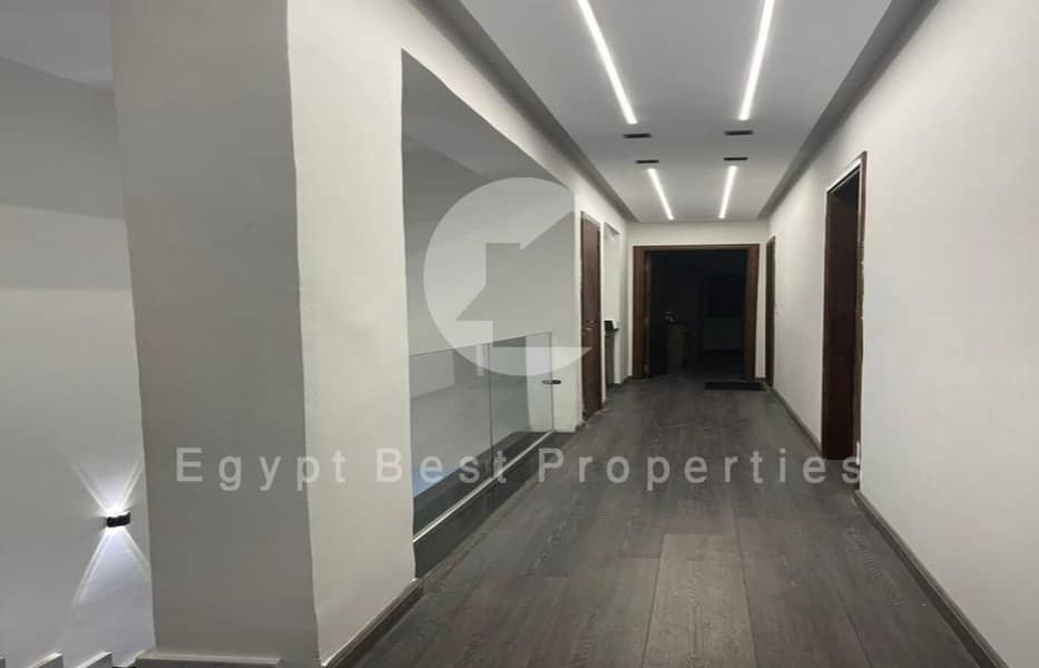 9 5985ab3f-a49c-45d0-a144-4f7215fa7003. jpeg