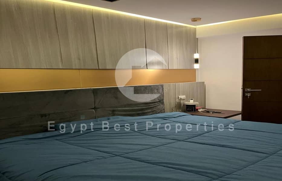 12 c01d219d-f04a-4f56-b0a8-89fe8750ccdd. jpeg