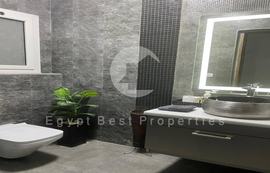 15 be12ce3d-3a51-41a7-87f2-7eba9c13716f. jpeg