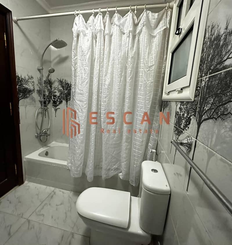 20 U716972 (12). jpg