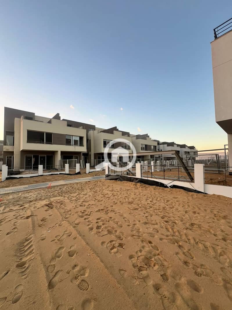 4 WhatsApp Image 2026-01-19 at 2.19. 05 PM (2). jpeg