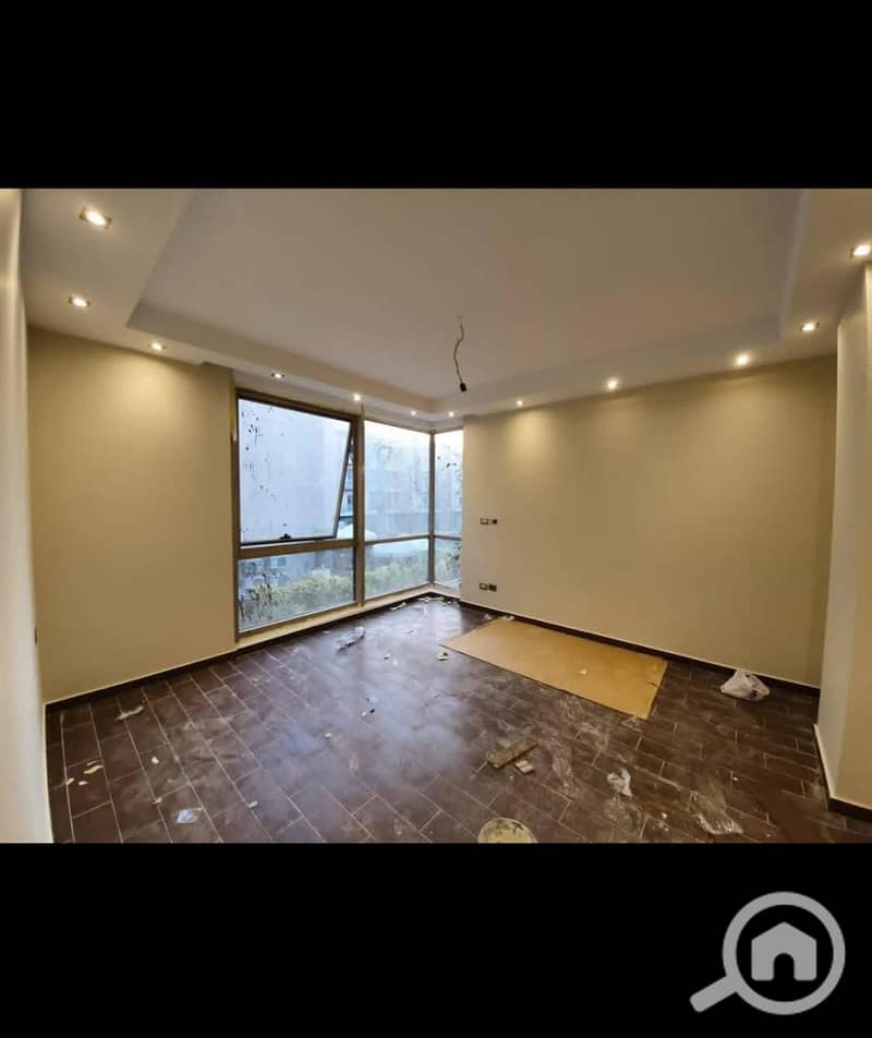 10 a5300d10-0029-4e06-8c39-106fefcd5cef. jpg