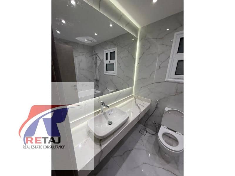 8 da2fcabb-4f8f-401e-bfa1-14c3d1e46c8c. jfif. jpg