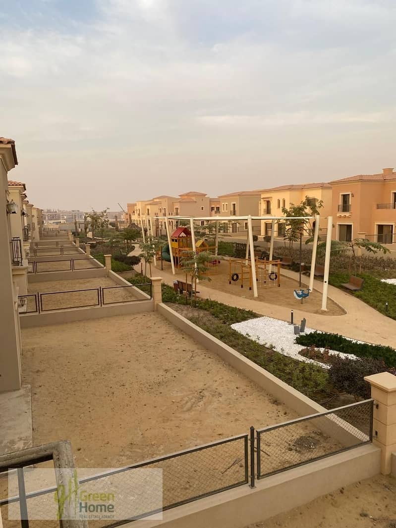 3 2f8e33bb-8455-4d34-8a57-8ece6a2b9e14. jpg