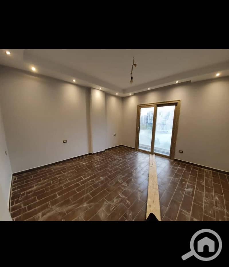 8 733f6150-e7ef-4ac5-9b53-0b757c045da5. jpg