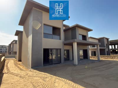 4 Bedroom Villa for Sale in New Cairo, Cairo - WhatsApp Image 2025-12-21 at 16.02. 12 (1). jpeg