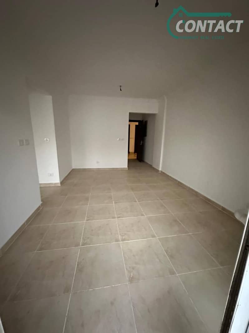 6 74b38f2d-9e59-4b12-858c-c75ca9ebeebf. jpg