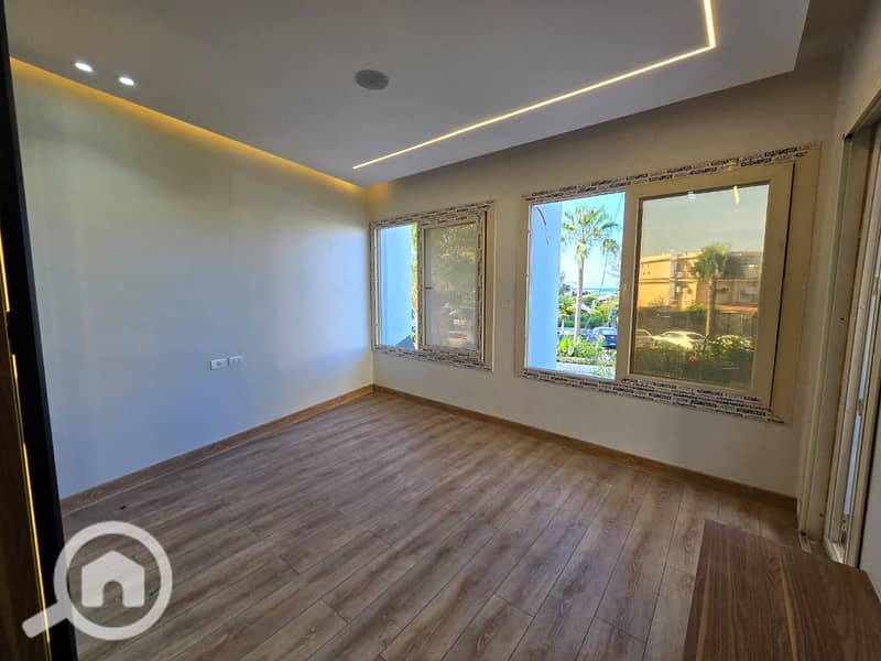 6 WhatsApp Image 2025-11-28 at 19.39. 07 (2). jpeg